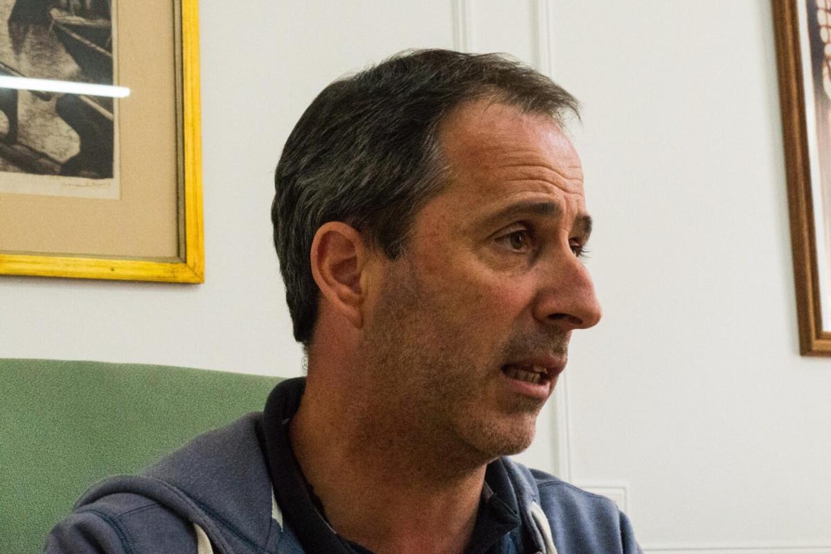 AMET sale a juntar firmas contra el ajuste y reclama recuperar los fondos para las escuelas técnicas