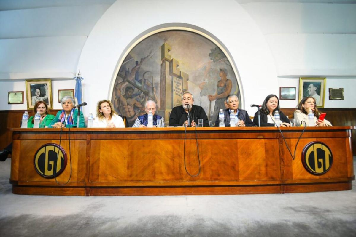 La CGT con su aniversario y su critica a Milei
