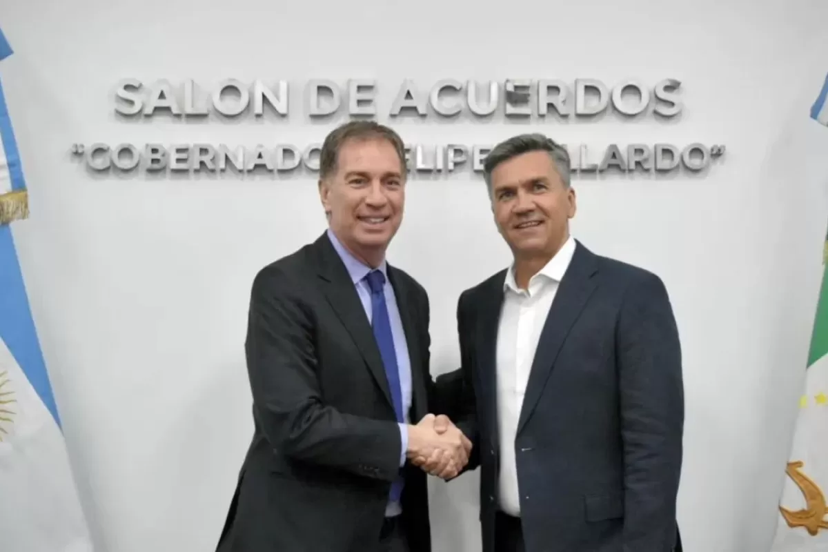 Con la reforma laboral en juego, Santilli sale a buscar votos en las provincias y el Gobierno ajusta su estrategia legislativa