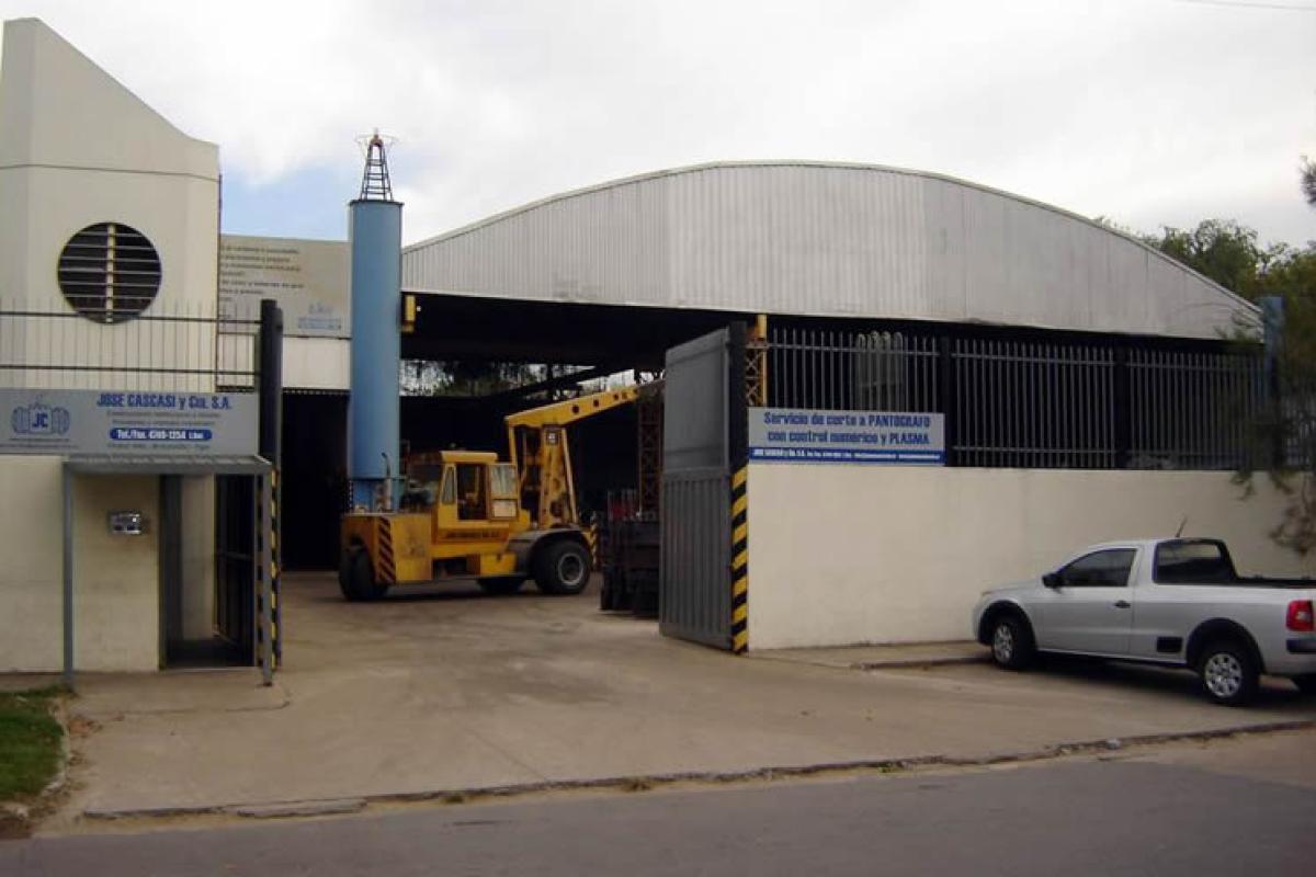 Cierre y despidos en Tigre: una metalúrgica que trabajaba con grandes empresas ofrece pagar solo la mitad de las indemnizaciones