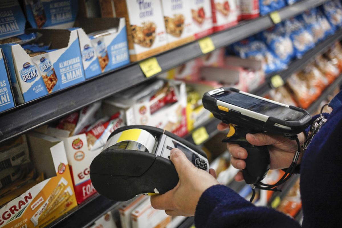 La inflación se adelanta al nuevo dólar: remarcan precios antes de que rija el esquema del FMI