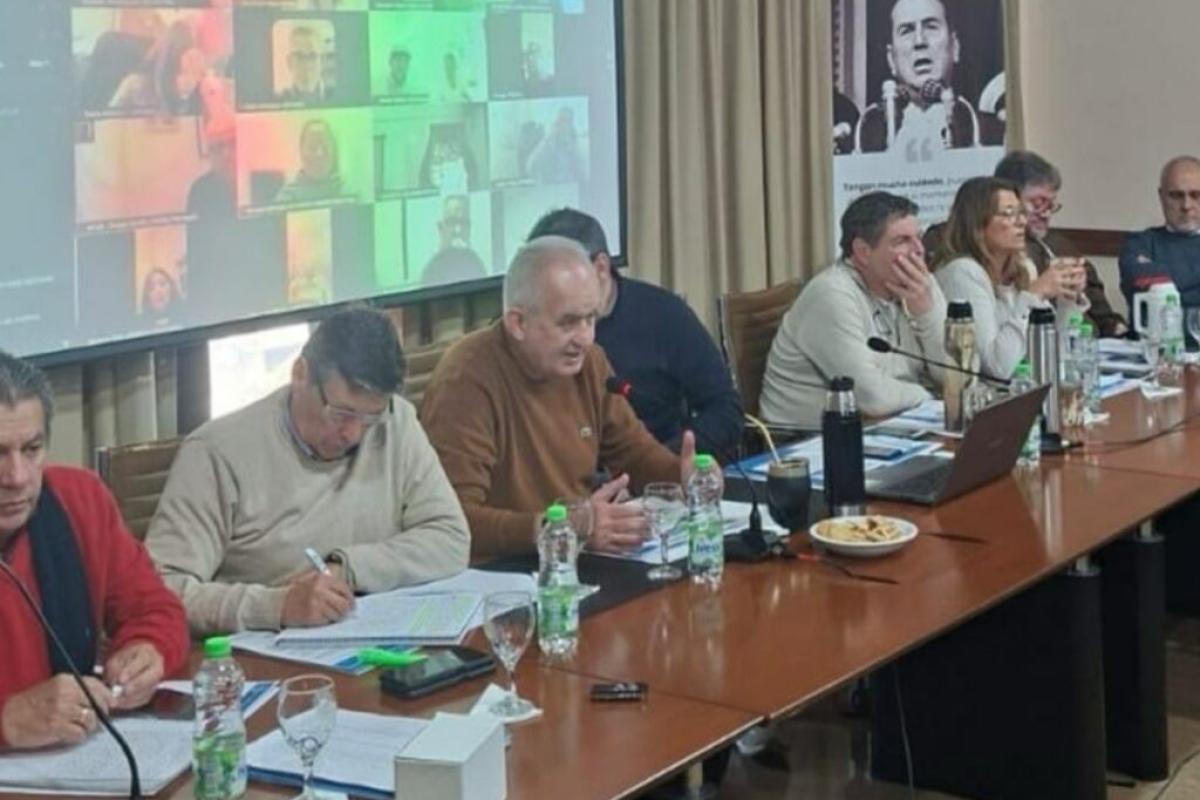 FATUN define su estrategia paritaria y refuerza los reclamos por salarios y financiamiento universitario