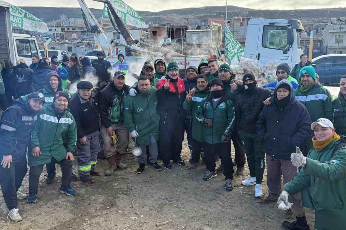 Pablo Moyano reapareció en Monte Grande y lanzó críticas al Gobierno: “Cuando el pueblo tiene hambre, hay que estar”