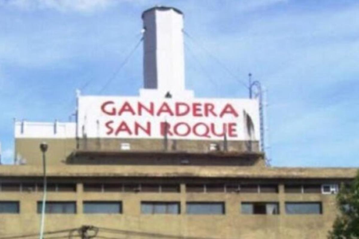 Cerró el frigorífico San Roque en Morón: 140 despidos en medio de la crisis del sector cárnico