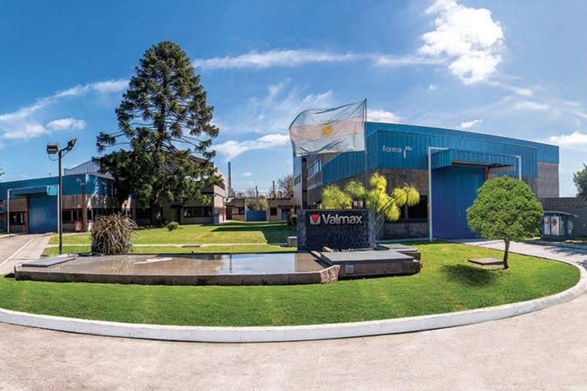 Crisis industrial: el Laboratorio Valmax paralizó la producción y dejó a 40 trabajadores sin poder ingresar