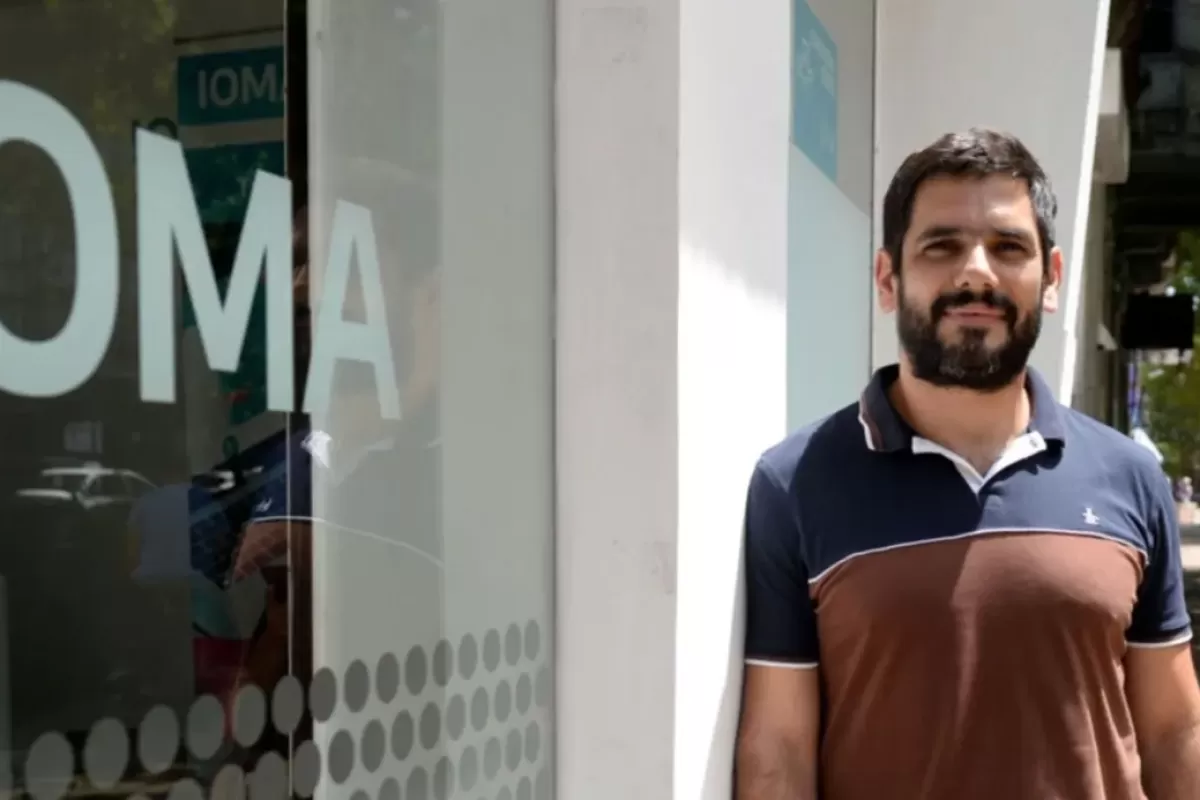 Afiliados del IOMA acusan a Homero Giles de “abandono” tras la muerte de una jubilada en Mar del Plata