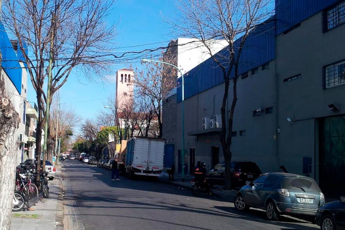 Cierra la histórica planta de Cocot y Dufour en Parque Chas: 140  trabajadores despedidos