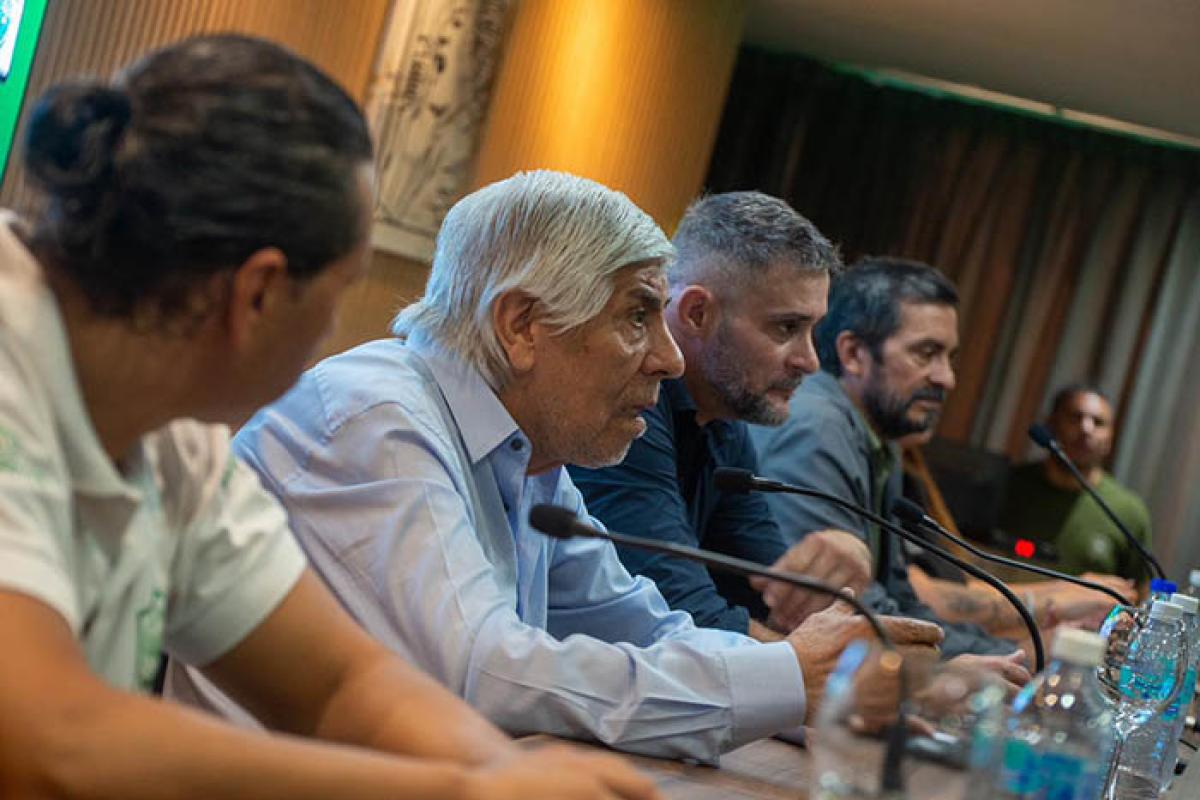 Hugo Moyano oficializó la expulsión de Claudio Balazic, investigado por una presunta estafa millonaria al Sindicato de Camioneros