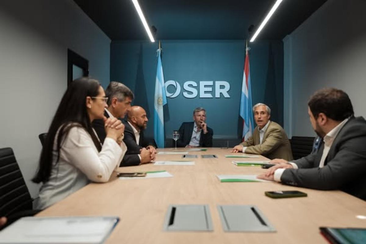 El gobierno entrerriano dejó sin renovación a 36 contratos en la obra social OSER y negó que se trate de despidos