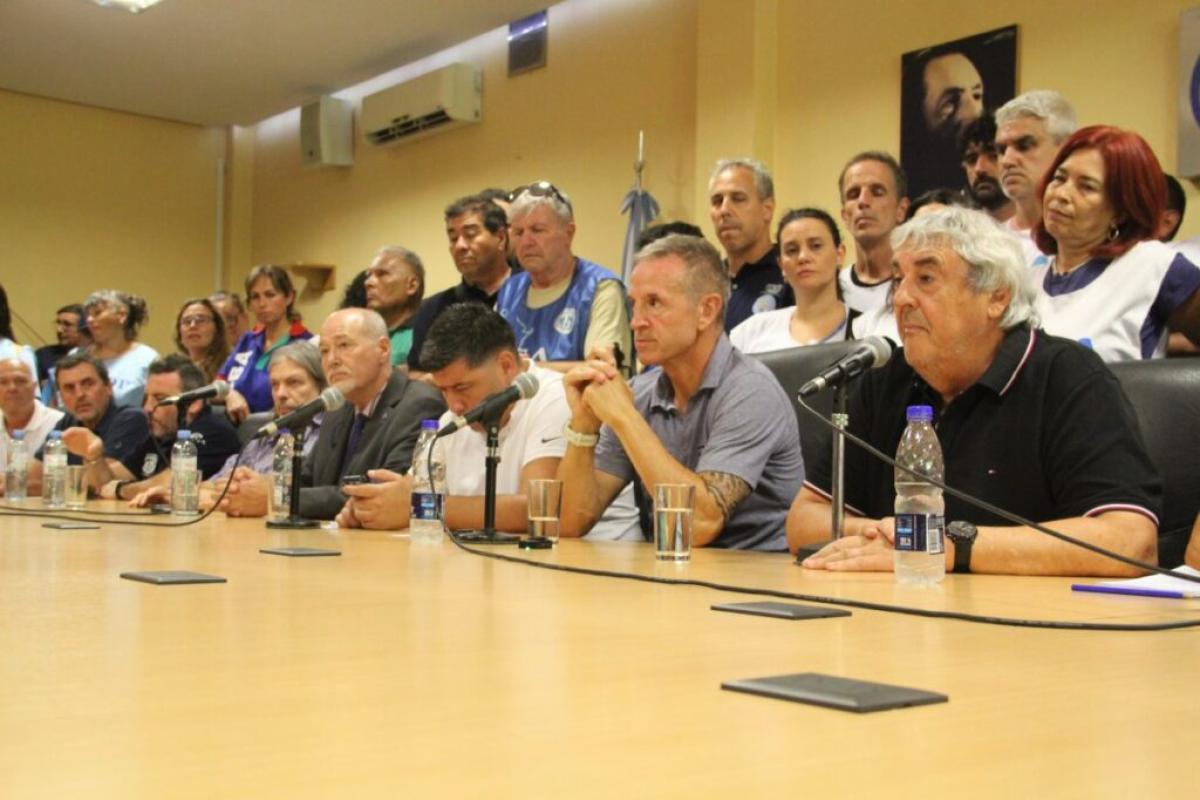 La CGT llevará sus denuncias contra la reforma laboral a la OIT mientras crece la presión interna por otro paro general