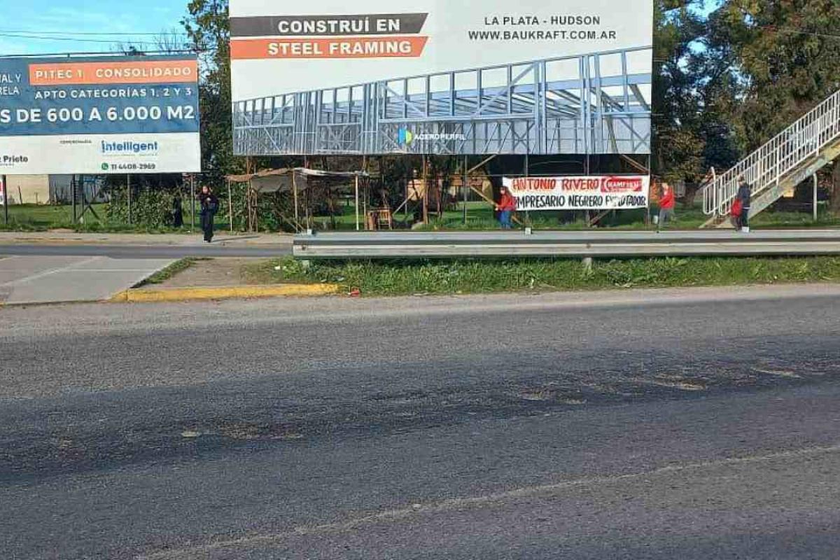 Graves denuncias laborales y sanitarias en Baterías Champion: trabajadores intoxicados y salarios en negro