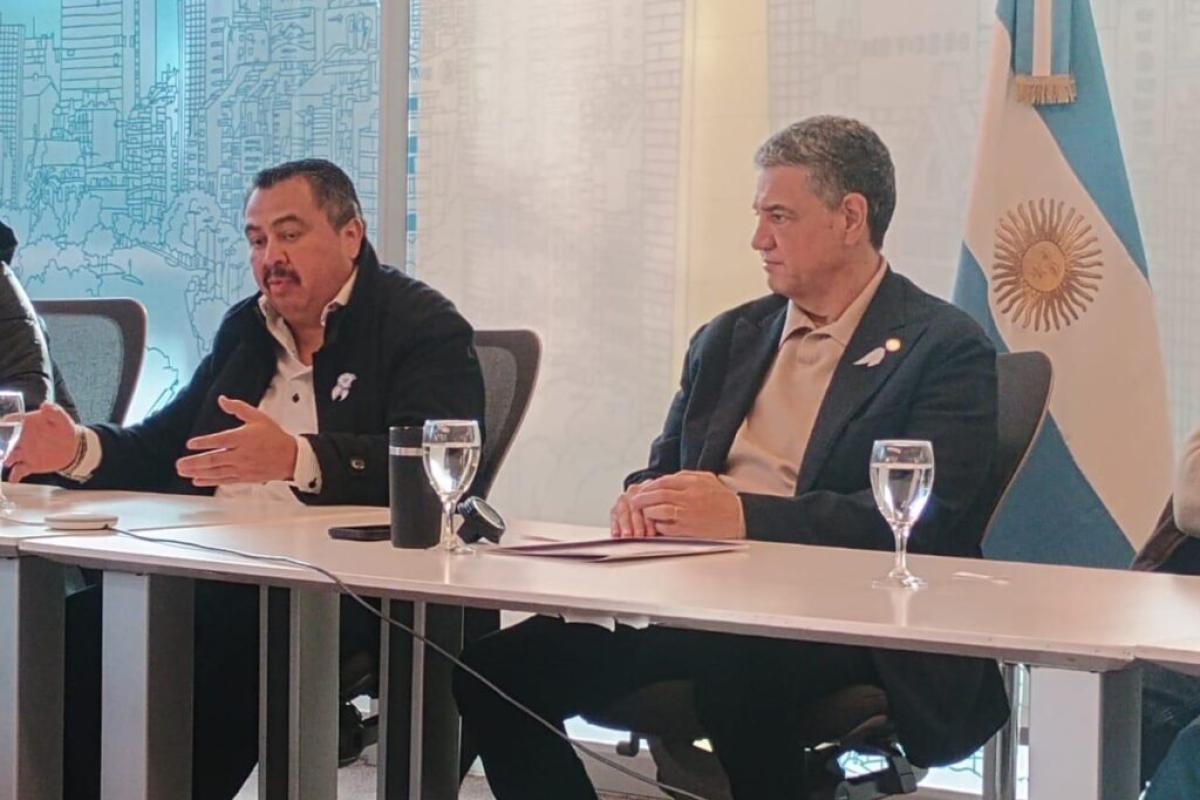 La Ciudad reguló las apps de transporte y los taxistas celebran: exigirán licencia profesional y antecedentes penales