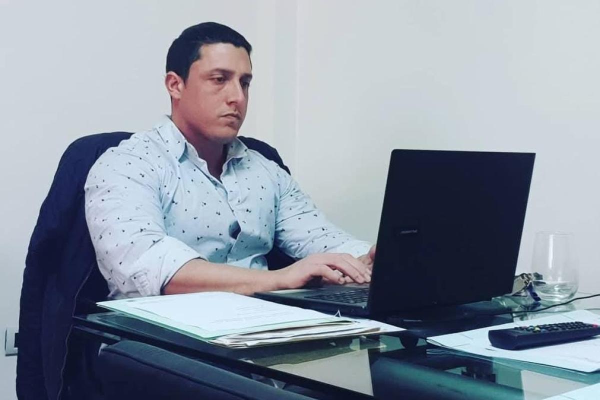 Ataque desmedido contra un trabajador del derecho: cuando denunciar a un juez se paga caro