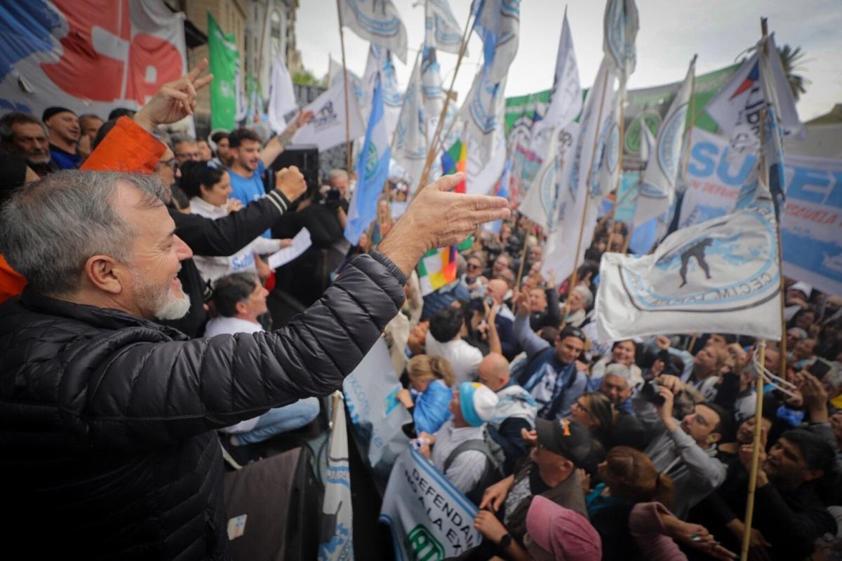 Aguiar celebró el fallo sobre la Ley de Tierras y convocó a una movilización masiva para el 15 de octubre