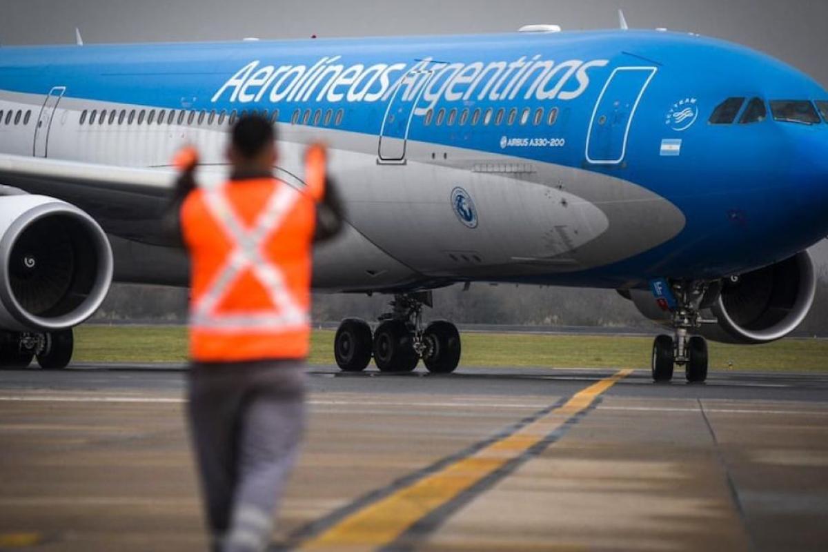 Convocan a ATE a negociar salarios y se levanta el paro que amenazaba la operatoria aérea