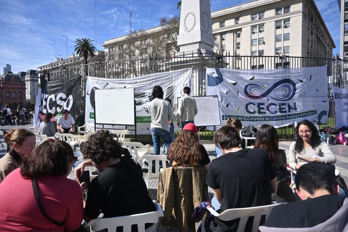 Tras el veto de Milei a la Ley de Financiamiento Universitario, los gremios convocan a un paro nacional y preparan una Marcha Federal
