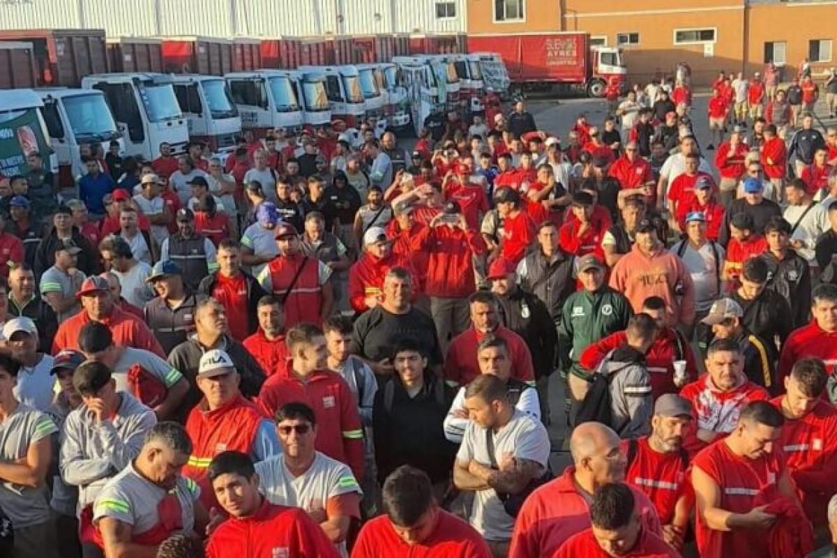 Pablo Moyano redobla la presión en Coca-Cola y convoca a una nueva asamblea: “Ese trabajo tiene que ser remunerado”