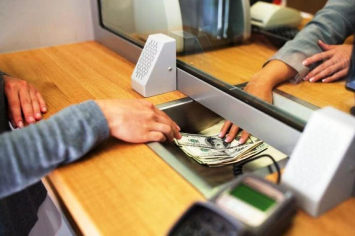 La Bancaria fijó el salario inicial en $1,93 millones y un plus de $1,67 millones por el Día del Bancario