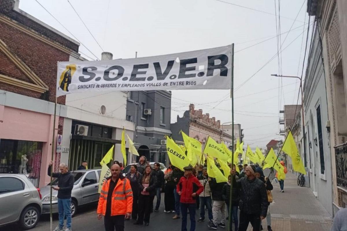 Por primera vez en cuatro décadas, los viales entrerrianos van al paro y denuncian un plan para desarmar Vialidad Provincial