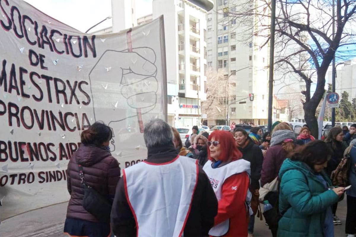 Crisis educativa bonaerense: “No hay recursos para los salarios ni para la infraestructura escolar”