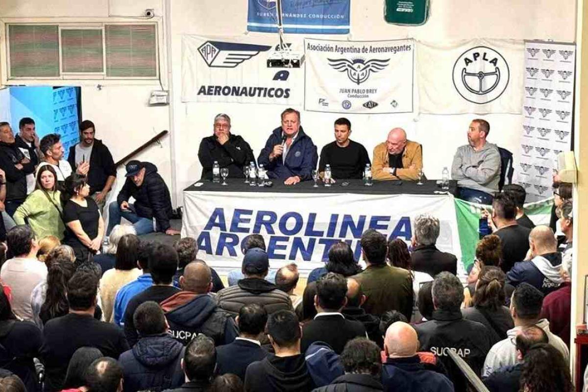 Tensión en Aerolíneas Argentinas: el Gobierno insiste en desplazar a Pablo Biró del Directorio y se avecina un conflicto sindical