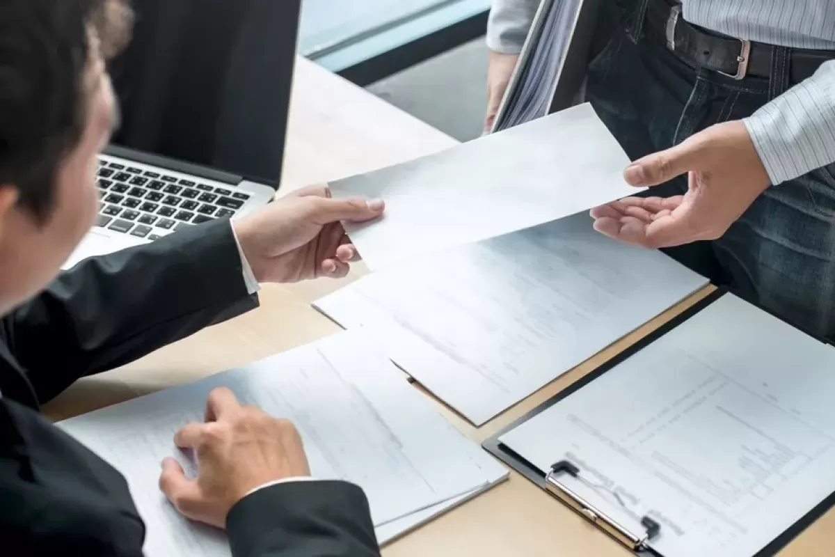 Alerta por una nueva ola de despidos en la industria: más de 2.400 puestos en riesgo