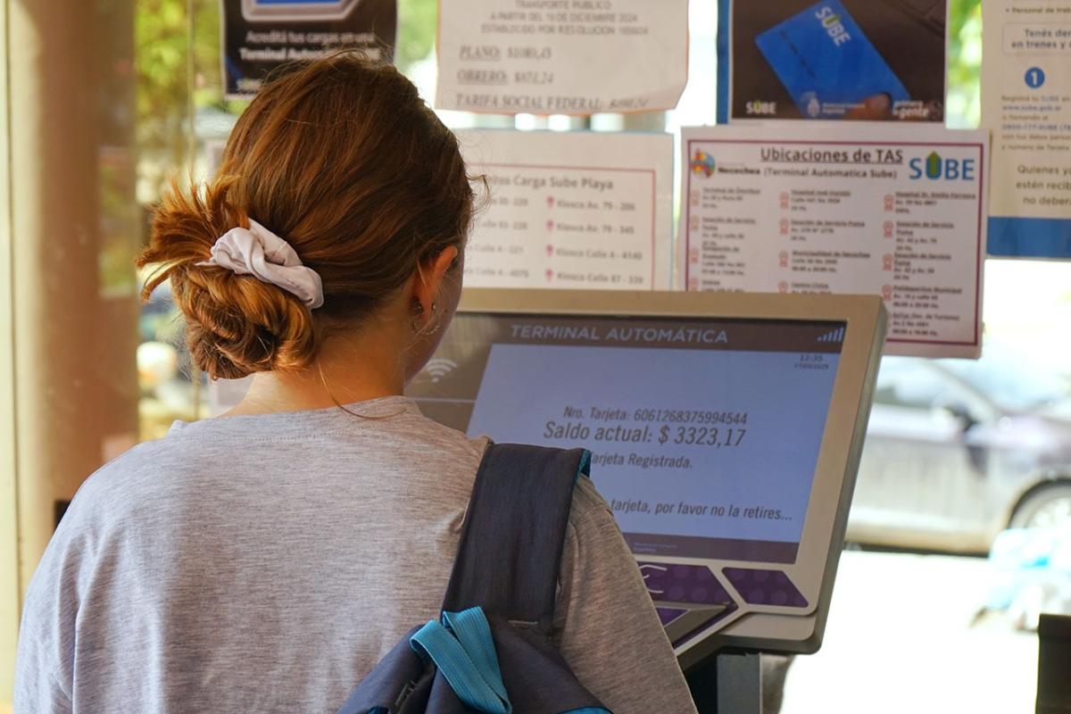 Seis de cada diez jóvenes argentinos trabajan en la informalidad, según la OIT