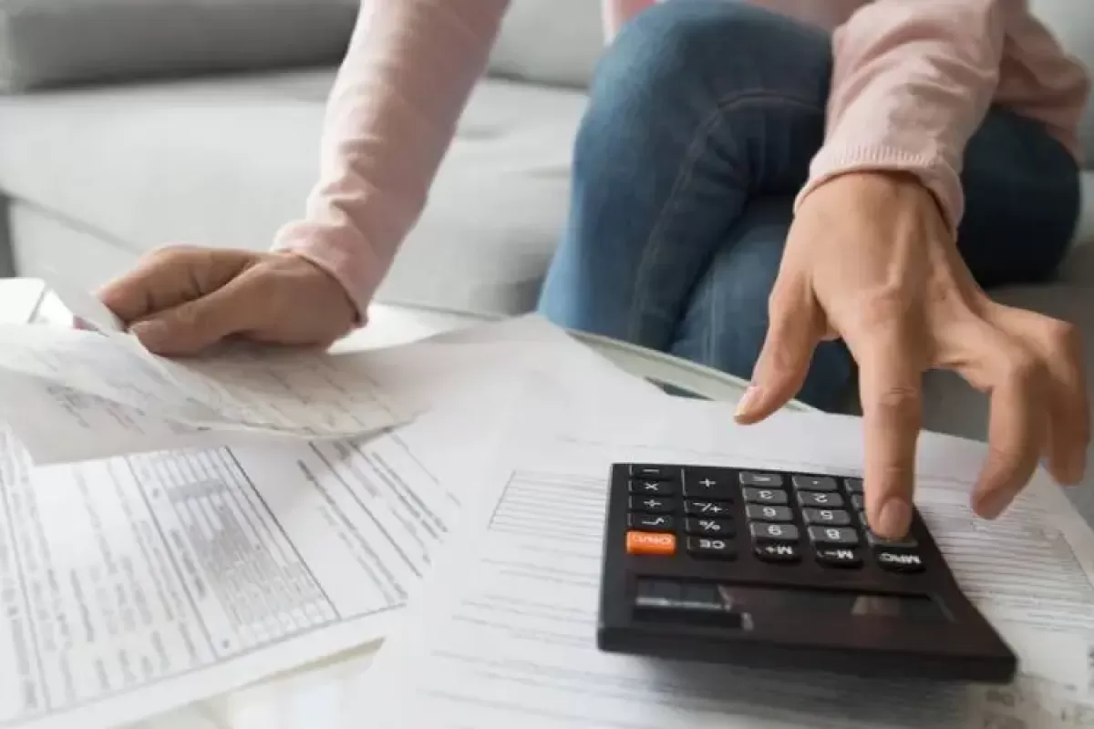 Las empresas proyectan aumentos salariales para 2026 alineados con la inflación estimada por el Gobierno