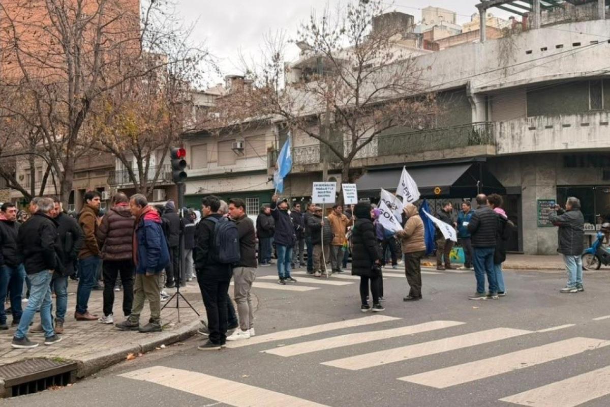 Jorge Sola cuestionó el rumbo económico, denunció la pérdida del poder adquisitivo y afirmó que el endeudamiento familiar 