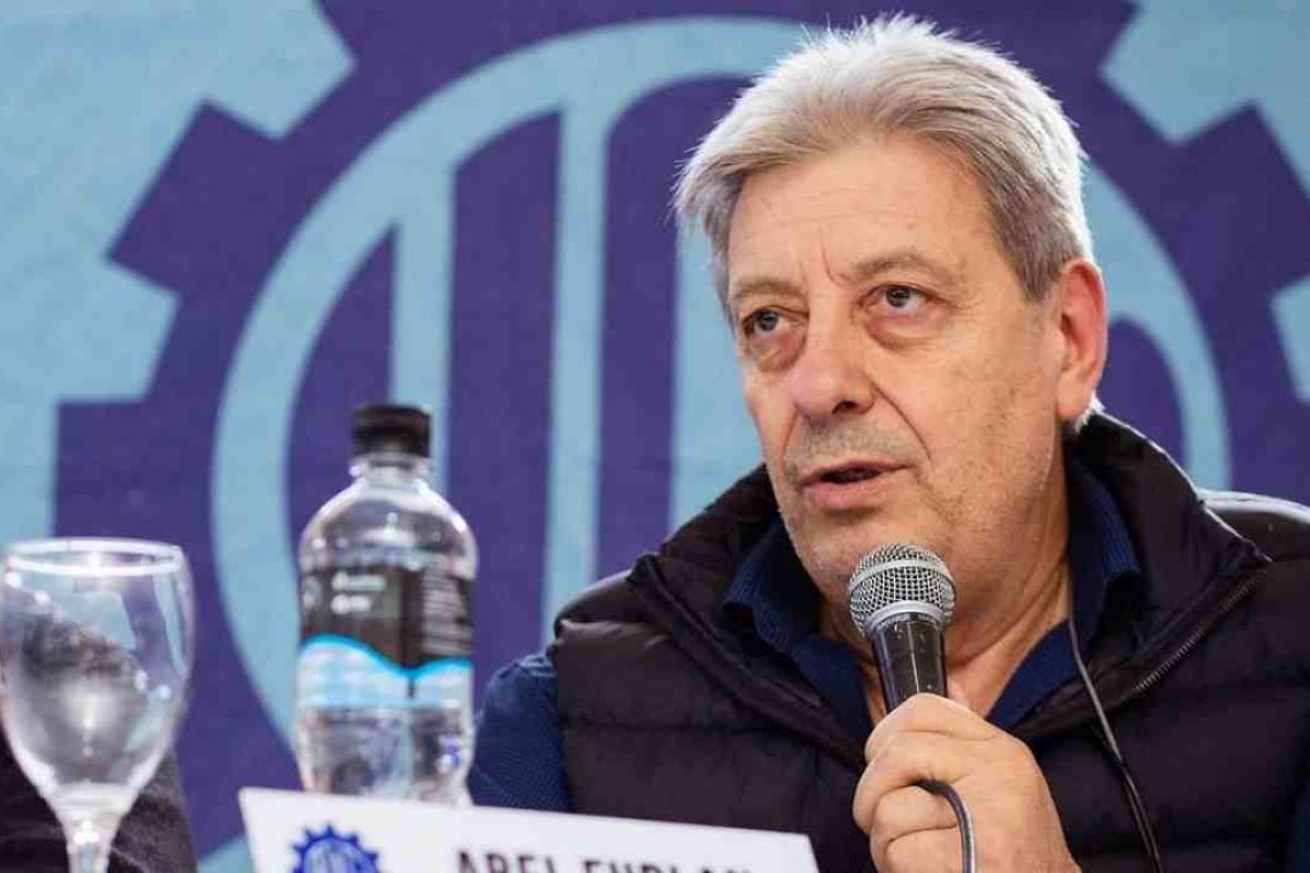 Furlán cuestionó al Gobierno por el cierre de Whirlpool y advirtió por un “proceso acelerado de desindustrialización”