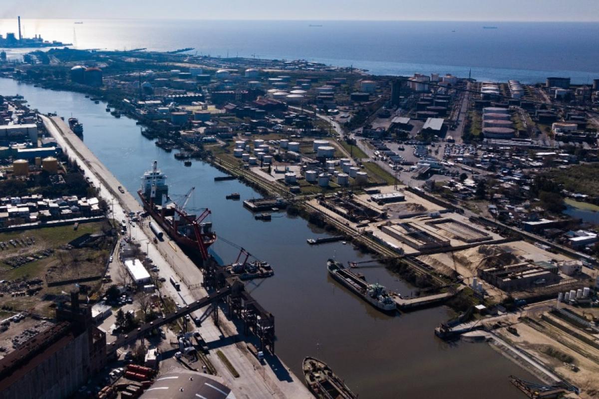 Inversión en Puertos: Clave para el Desarrollo Económico y la Competitividad en Argentina