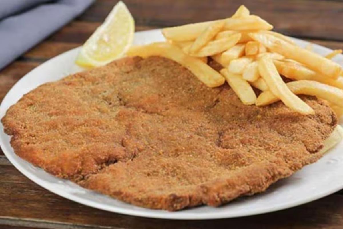 Índice Milanesa: el poder adquisitivo de los trabajadores porteños se desplomó y hoy alcanza para 53 platos menos que en 2023