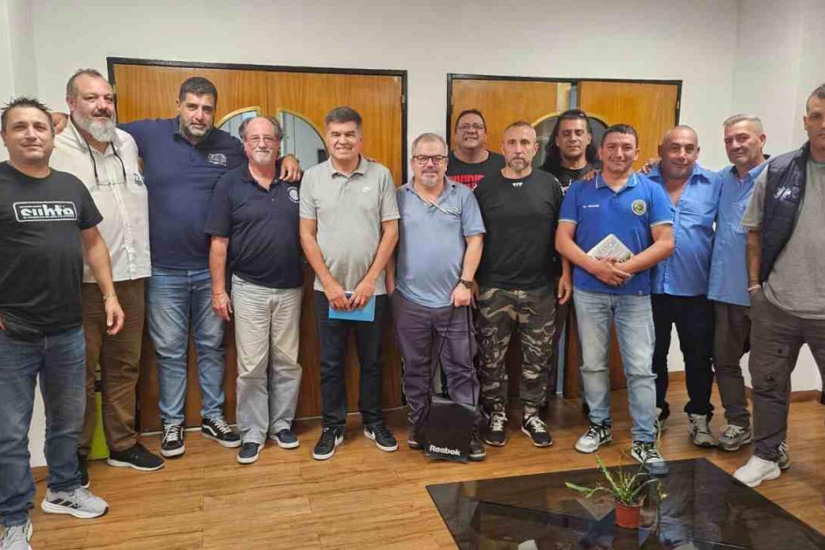 Delegados de la UTA y Metrodelegados se integran al FreSU y refuerzan un polo sindical opositor