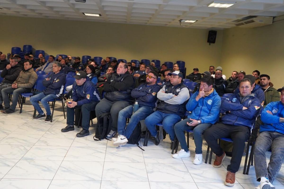 La UOM Córdoba rechaza el acuerdo nacional y exige reabrir la discusión salarial con las cámaras empresarias