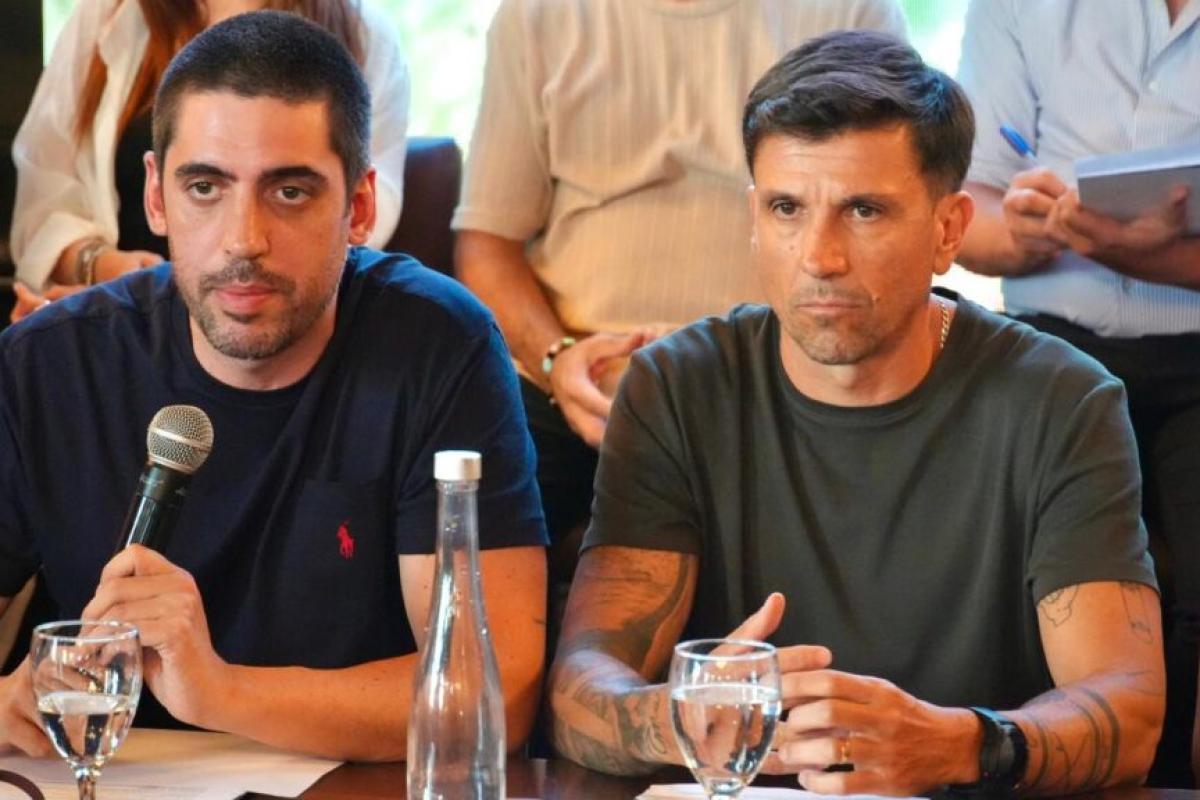 Con sindicalistas y un exsecretario de Trabajo, lanzan el operativo “Dante Gebel 2027” y convocan a un congreso nacional