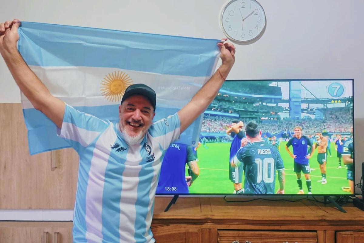 Aguiar apuntó contra Milei en redes y ironizó sobre Inglaterra tras la semifinal del Mundial