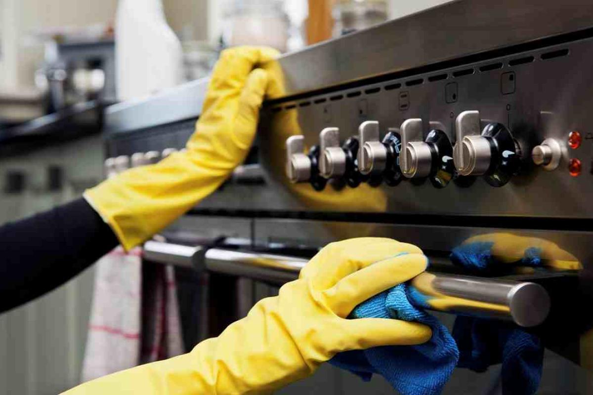 El Gobierno actualiza el régimen de casas particulares mientras los salarios siguen congelados