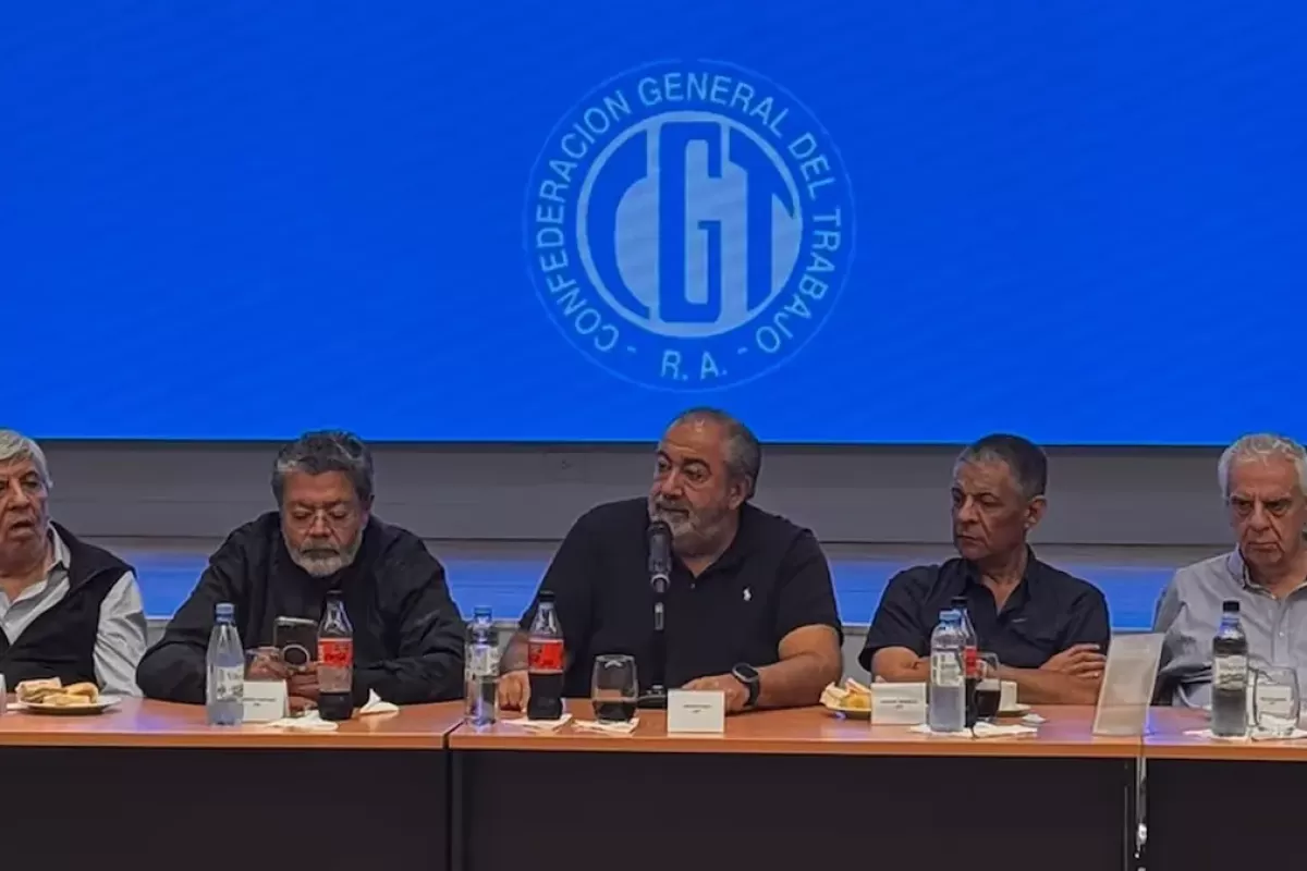 La CGT reafirma su apuesta por la producción y el trabajo en el Consejo de Mayo, pero crecen las tensiones internas