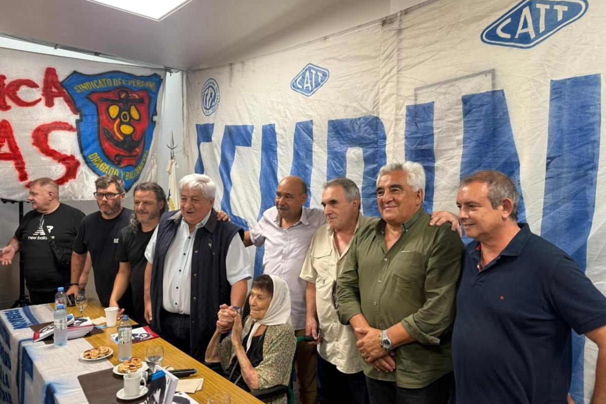 Juan Carlos Schmid: “La democracia no es una casualidad, es una conquista”