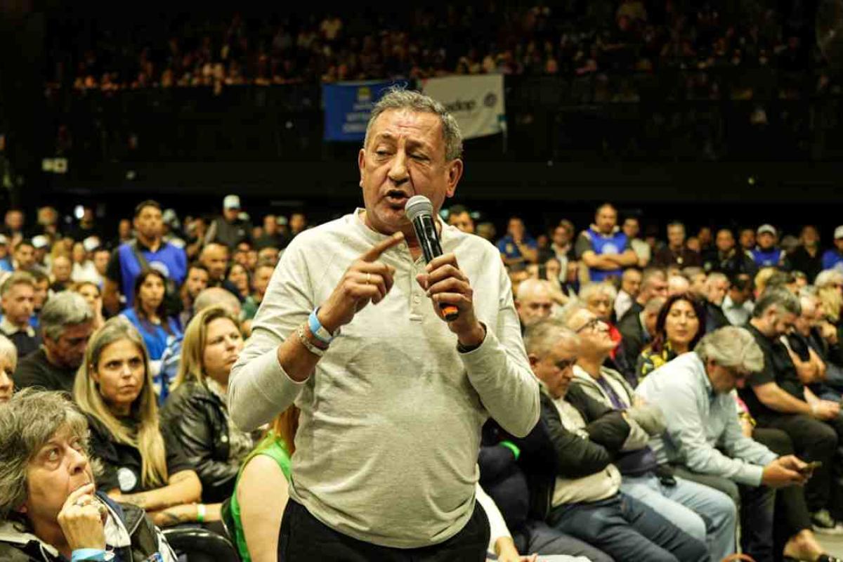 Maturano volvió a cuestionar el funcionamiento de la nueva conducción de la CGT y advirtió sobre la posible reactivación de un plan de lucha