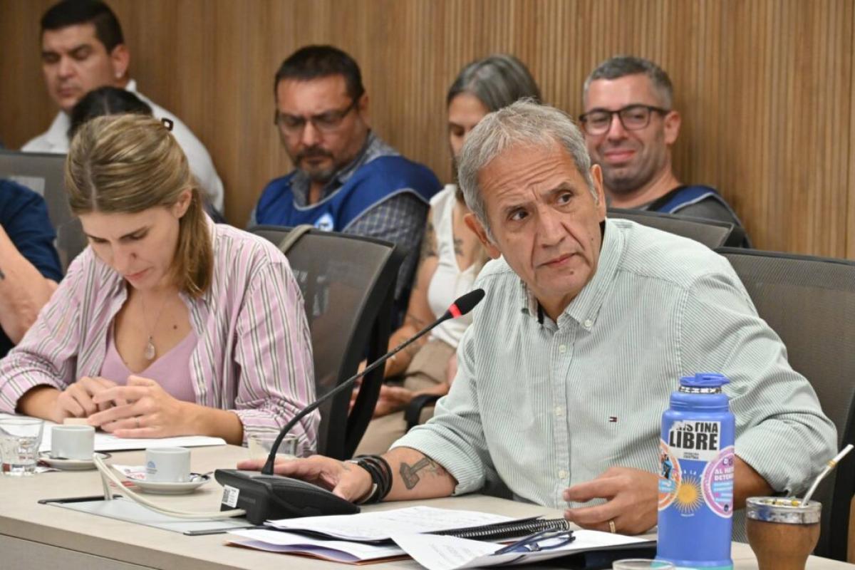 Diputados de la oposición impulsan una reforma de licencias parentales para “redistribuir el cuidado”