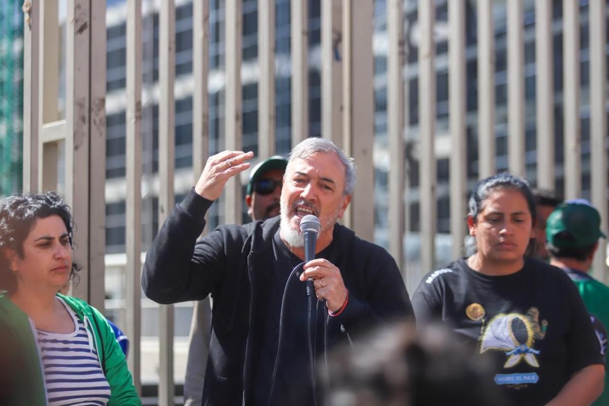 ATE repudió el aumento del 90% a funcionarios del Ejecutivo y habló de una “obscenidad” en medio de la crisis