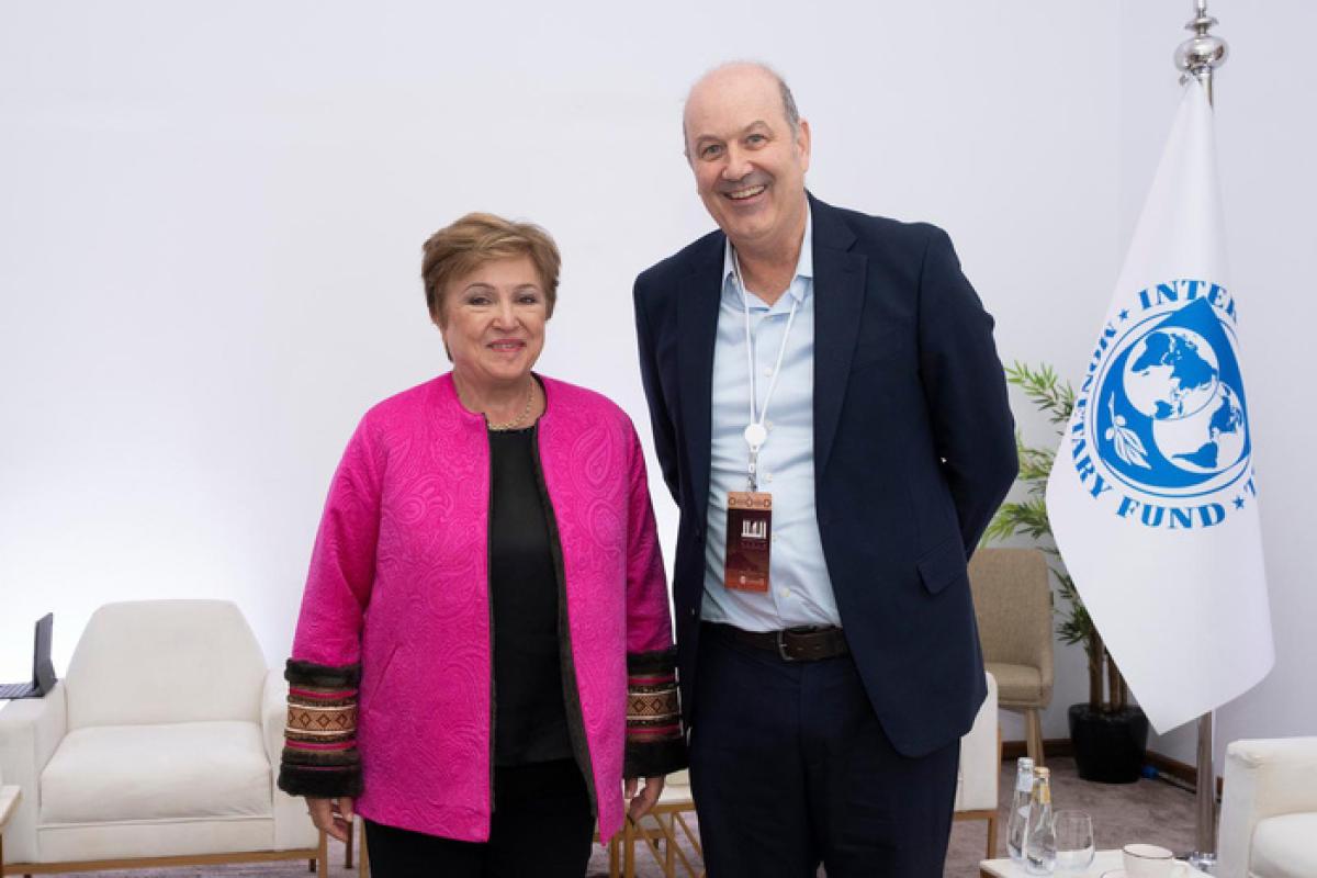 Sturzenegger se Suma al FMI como Asesor en Medio de la Tensión por el Acuerdo de US$20.000 Millones