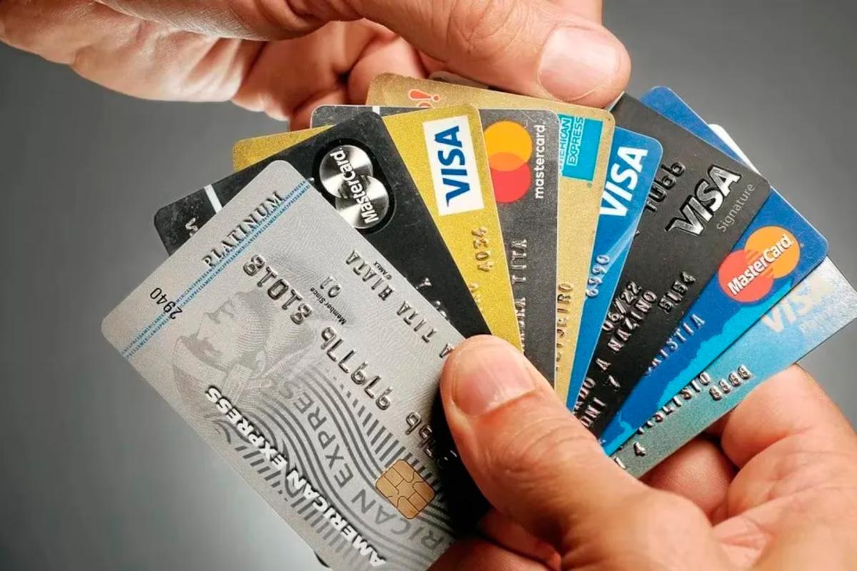 Alertan por el impacto del atraso cambiario y la apertura importadora en la economía real