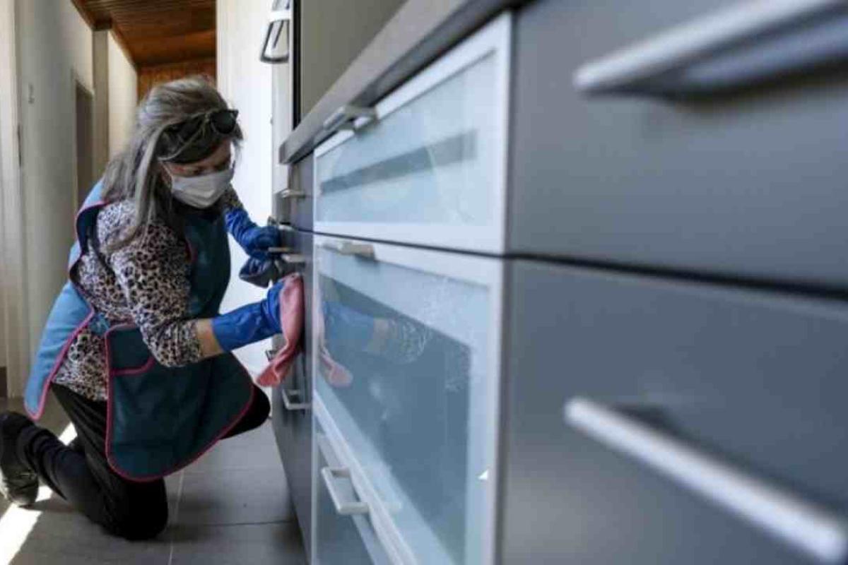 Tras seis meses sin aumentos, se reactiva la paritaria de trabajadoras de casas particulares