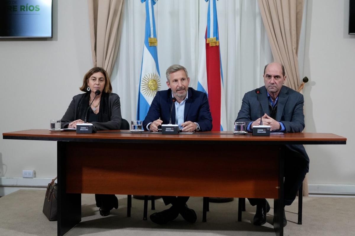 Frigerio Anuncia Medidas para Mejorar Salarios y Condiciones de Docentes en Entre Ríos
