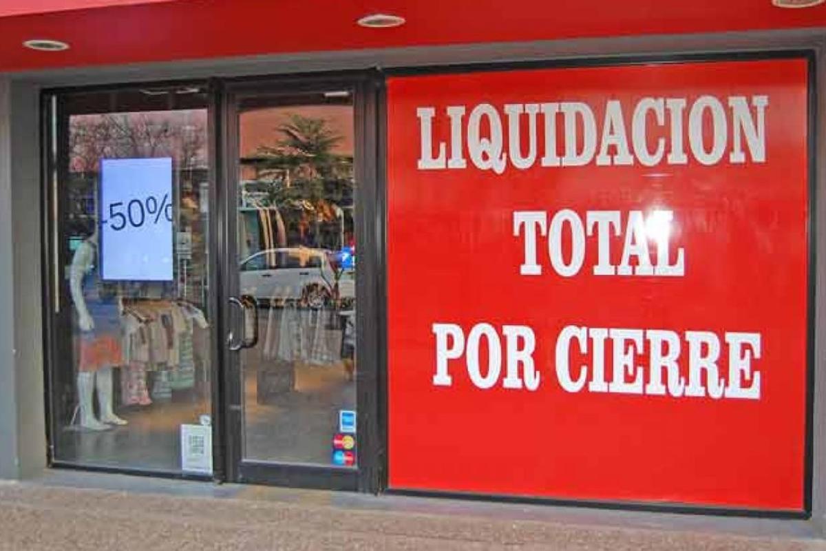 Informe privado: la creación de empresas cayó a niveles de la crisis de 2001 mientras continúa el cierre de firmas y el empleo formal se reduce