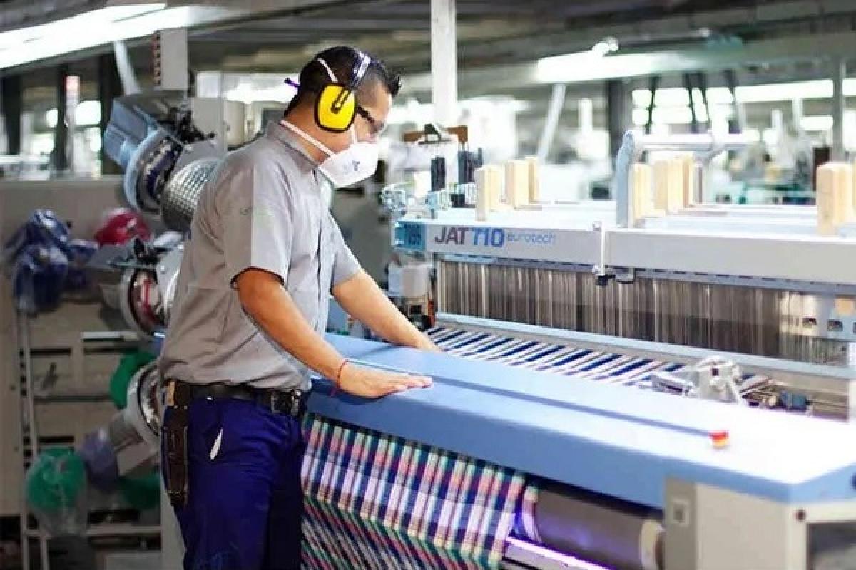 La industria textil profundiza su crisis: caen las ventas, crecen los stocks y avanzan los despidos