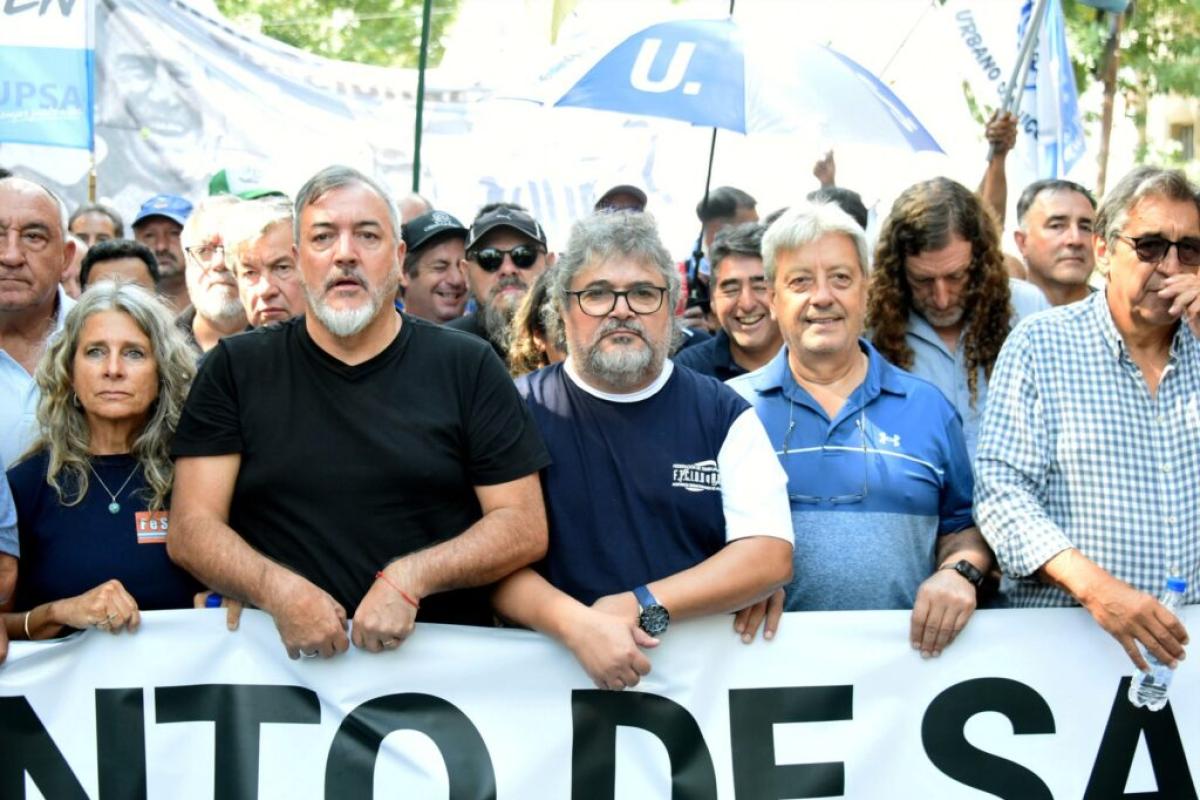 Aceiteros paran contra la Reforma Laboral y desafían a la CIARA: “Podrían generar más empleo si reducen la jornada”
