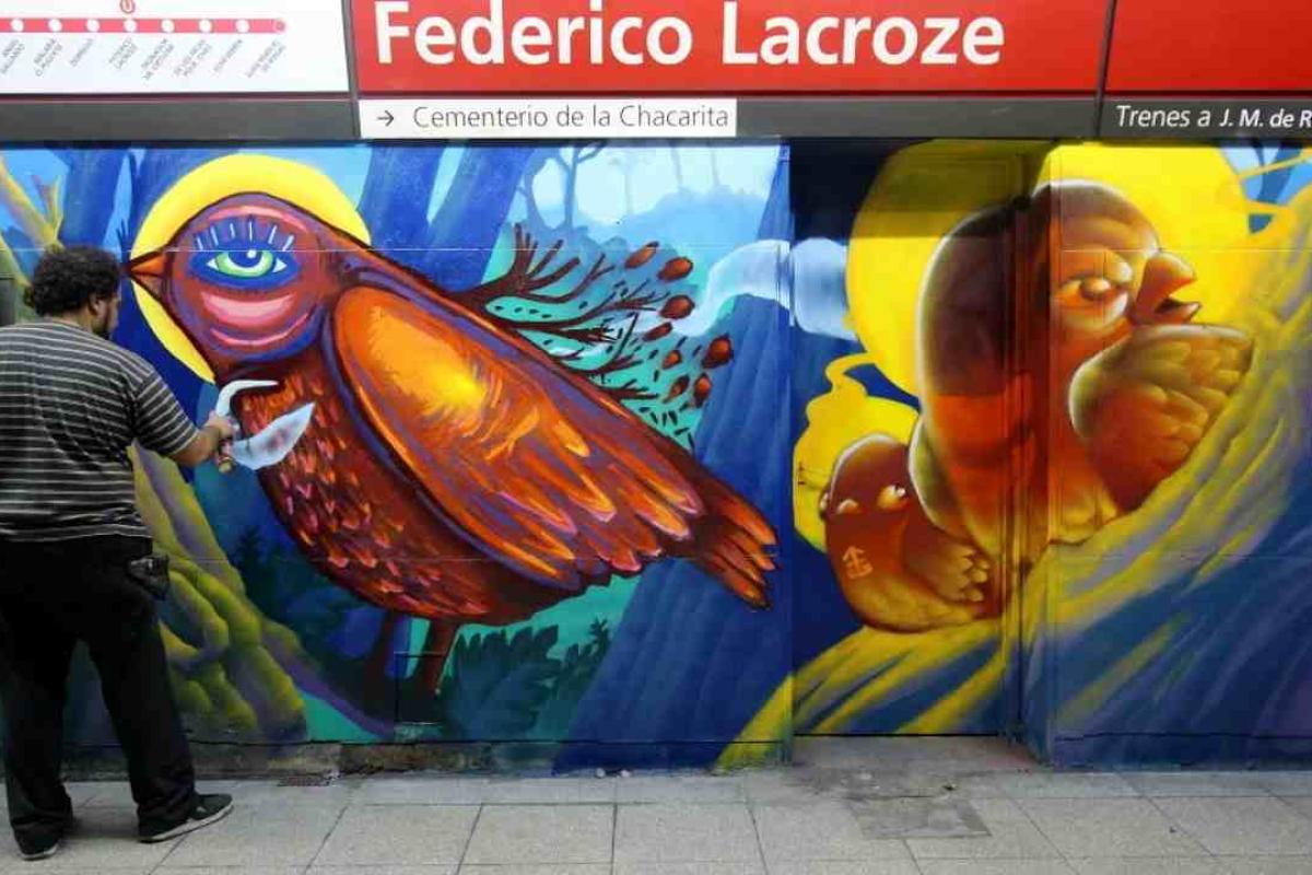 Liberan molinetes en la Línea B por el despido de una trabajadora que denunció acoso